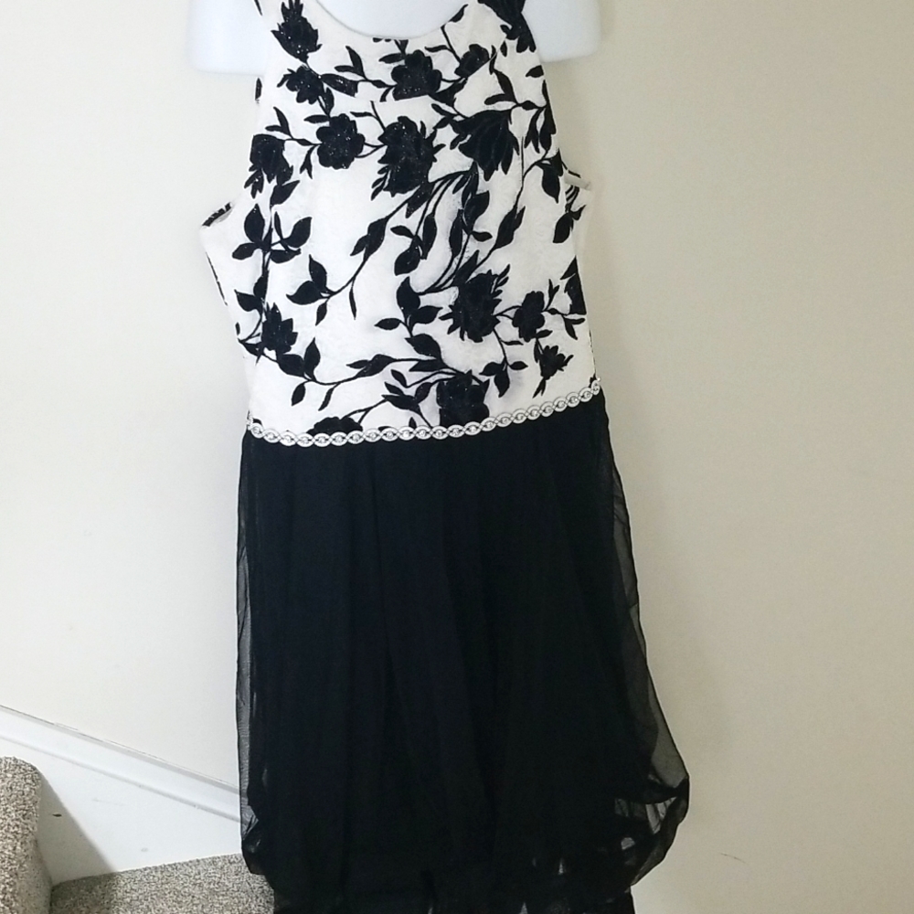 Speechless kids dress